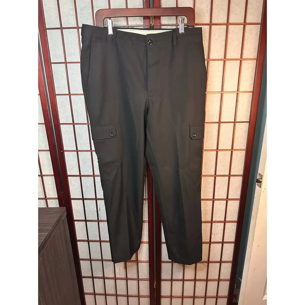 Banana Republic Men's wool blend Cargo pants size 34x28 (hemmed)